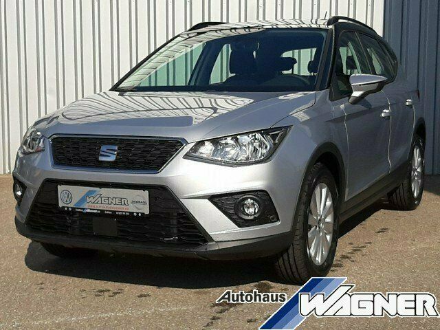 Silber Gebraucht 2020 Seat Arona Style SUV | 19.590 € - Bild 1/4