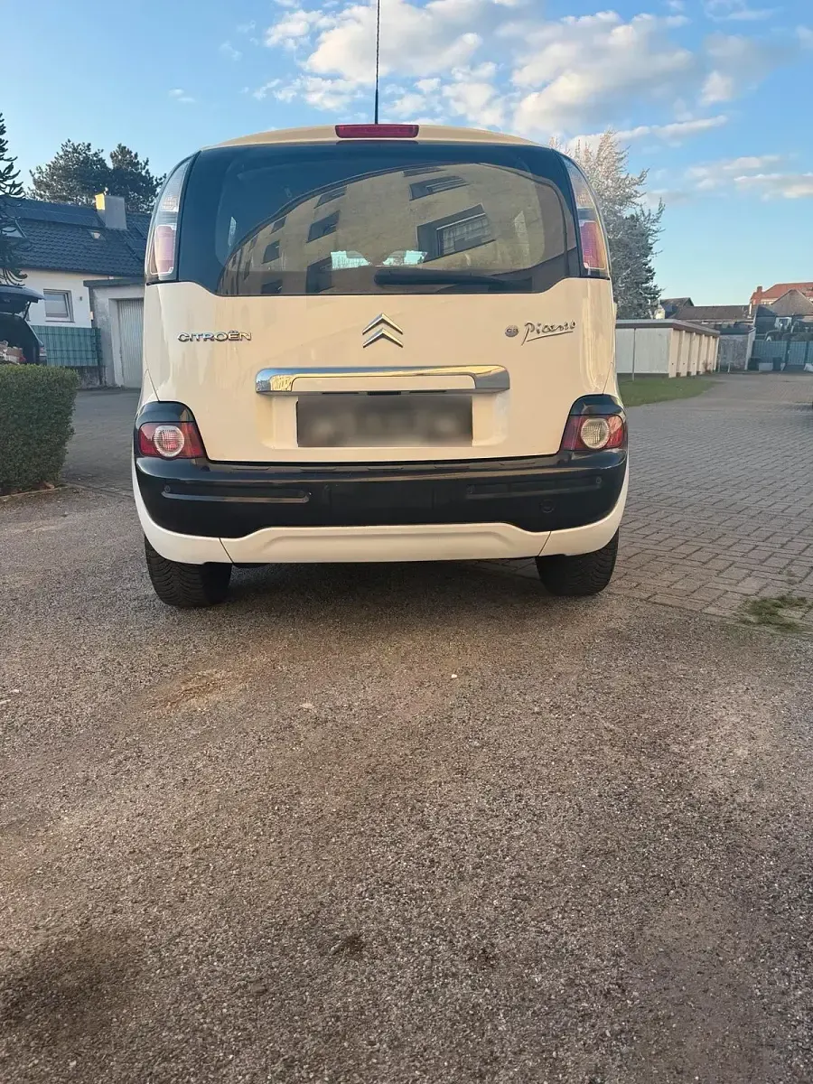 Usado Citroën C3 80 CV (58 kW) 2009 Blanco Monovolumen