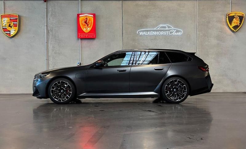 Gebraucht BMW M5 Performance 727 PS (534 kW) 2025 Grau Kombi