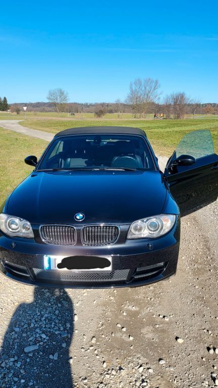 Schwarz Gebraucht 2009 BMW 120 Cabriolet Performance Cabrio | 7.300 € (Guter Preis) - Bild 1/4