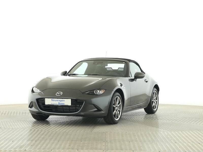 Gebraucht Mazda MX5 Exclusive-Line 132 PS (97 kW) 2023 Deep crystal blue Cabrio