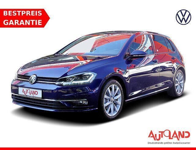 Blau Gebraucht 2018 VW Golf VII Highline Limousine | 18.990 € (Fairer Preis) - Bild 1/4