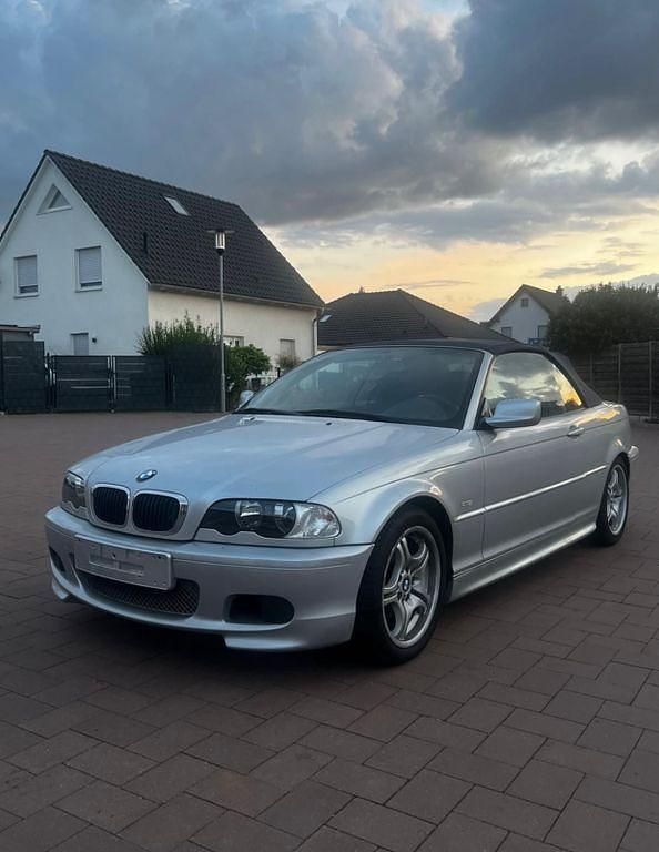 Silber Gebraucht 2002 BMW 318 Cabriolet Performance Cabrio | 5.500 € (Guter Preis) - Bild 1/4