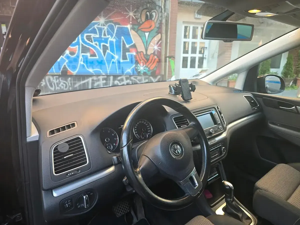 Gebraucht VW Sharan 150 PS (110 kW) 2011 Schwarz Van / Kleinbus