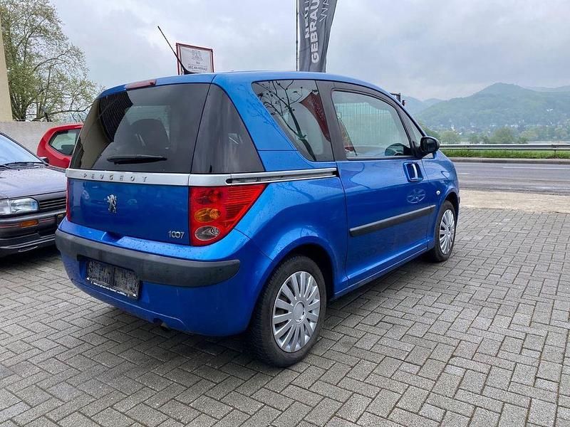 Gebraucht Peugeot 1007 Tendance 109 PS (80 kW) 2007 Blau Van / Kleinbus