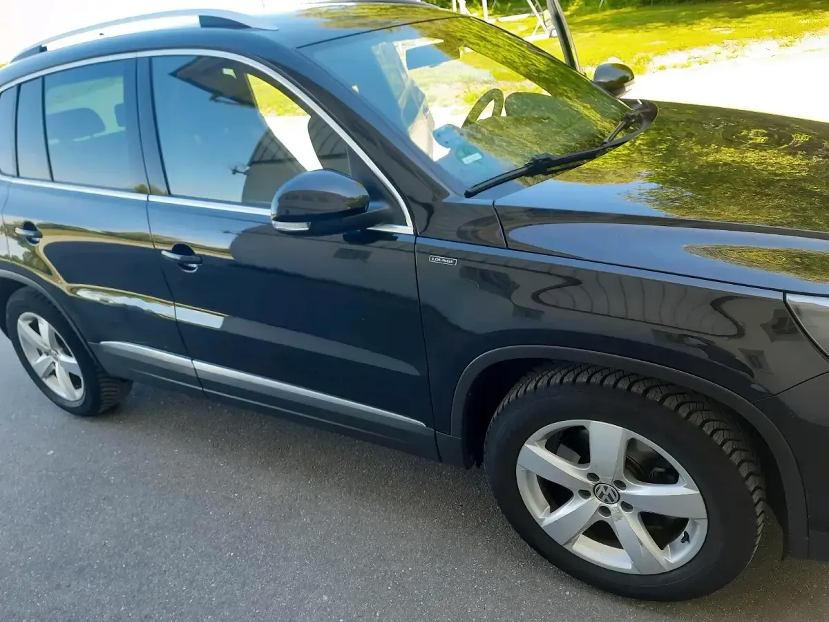 Gebraucht VW Tiguan 125 PS (91 kW) 2016 Schwarz SUV