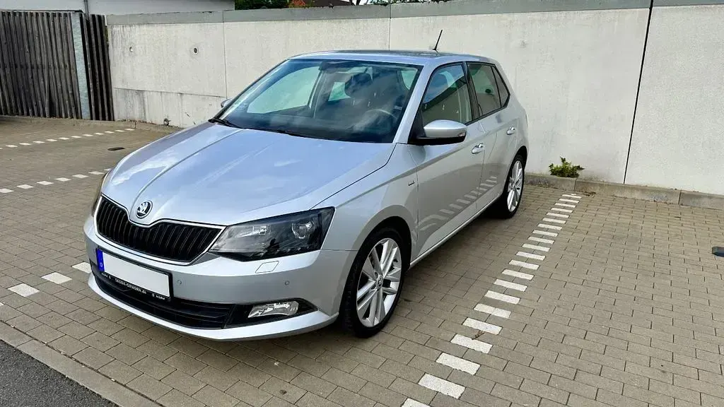 Gebraucht Skoda Fabia Clever 75 PS (55 kW) 2018 Silber Limousine