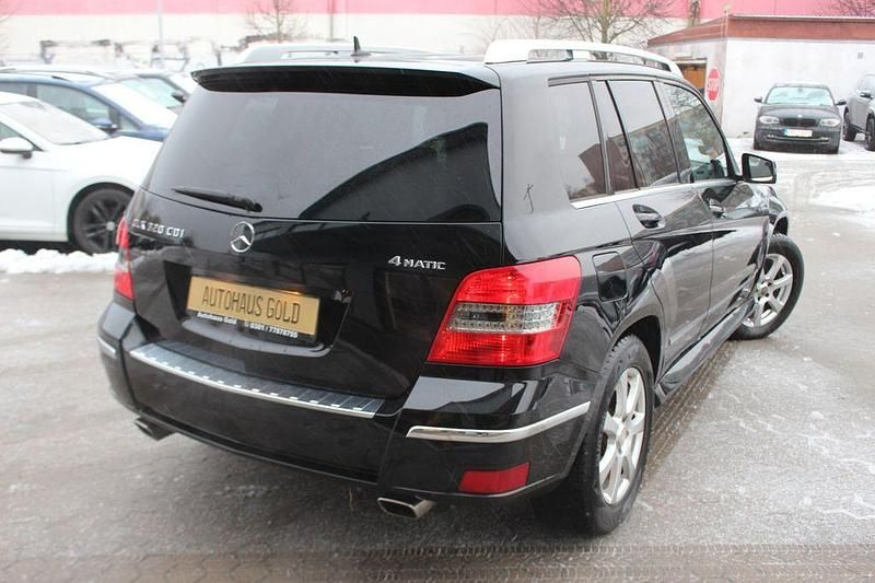Gebraucht Mercedes GLK320 224 PS (164 kW) 2009 Schwarz SUV