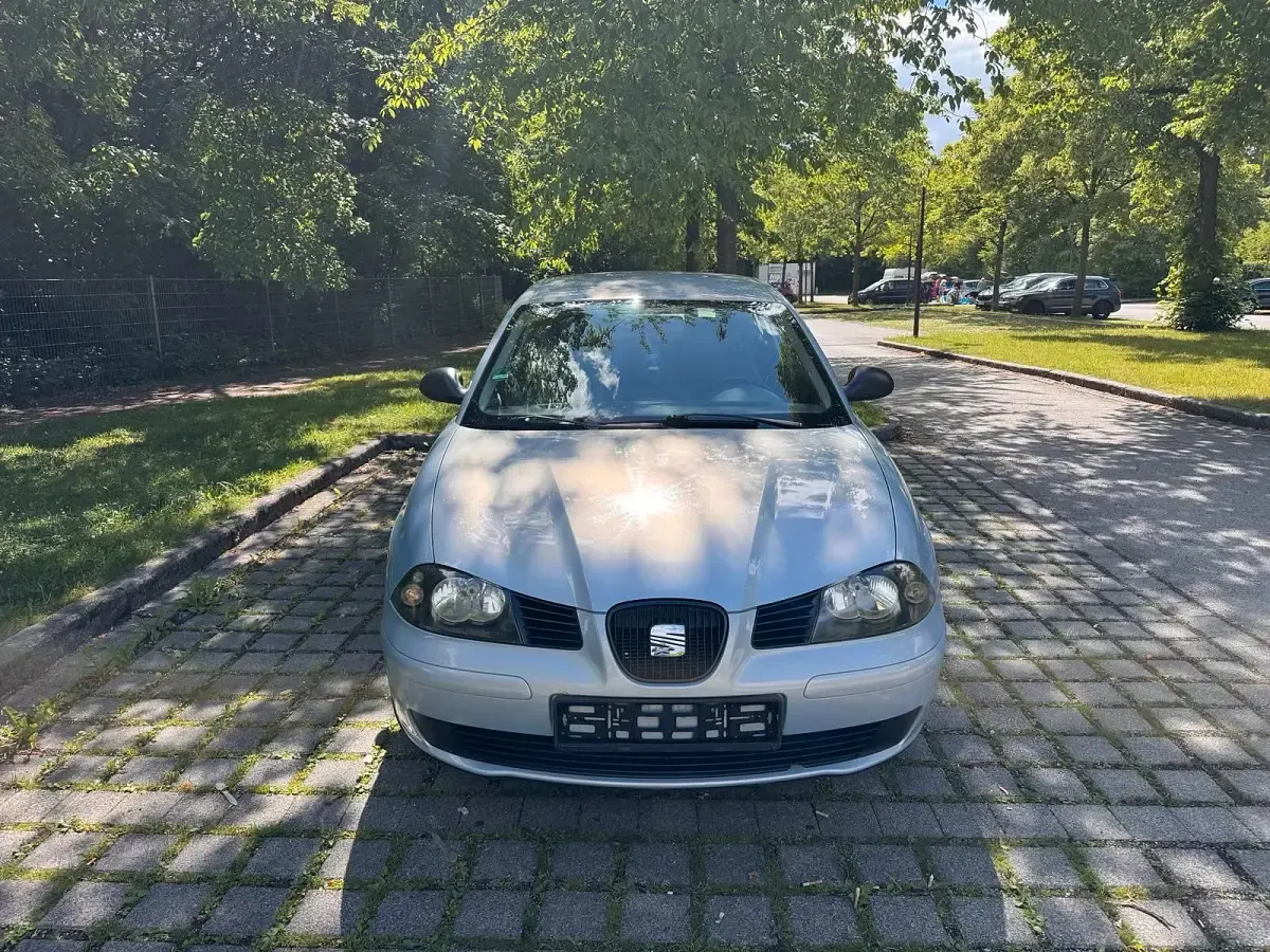 Gebraucht Seat Ibiza 64 PS (47 kW) 2004 Blau Kleinwagen