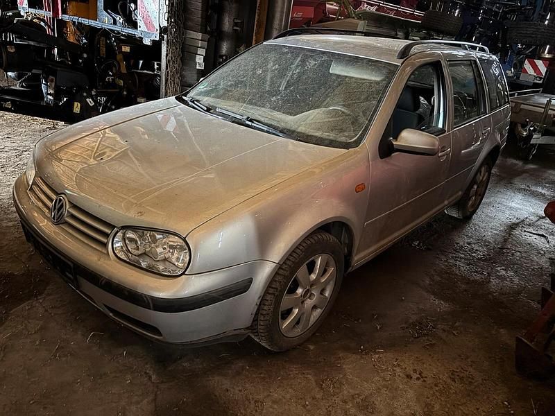 Silber Gebraucht 2004 VW Golf IV Kombi | 500 € (Superpreis) - Bild 1/4