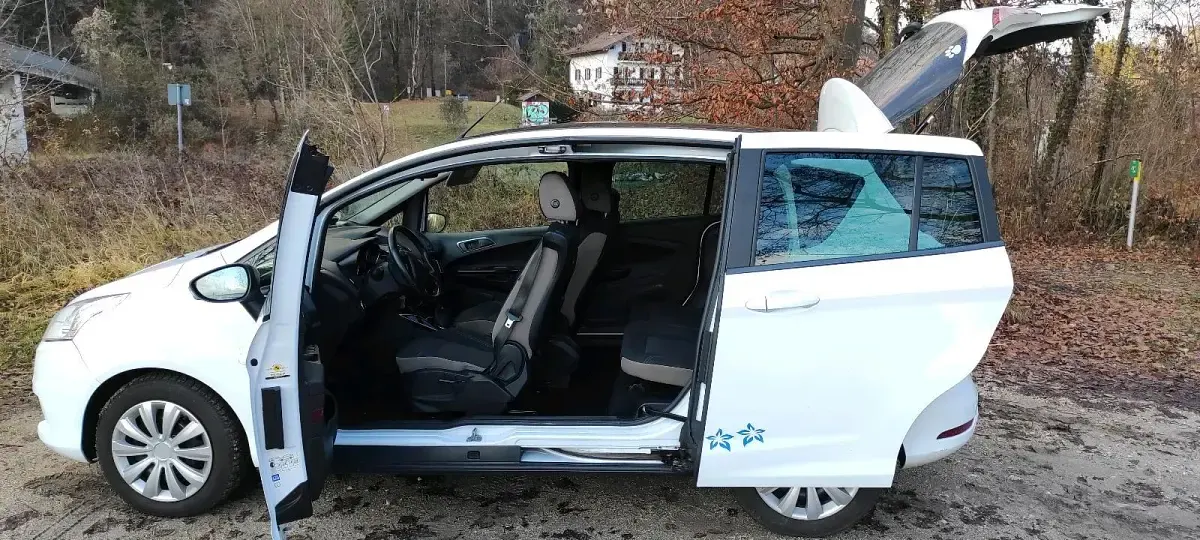 Gebraucht Ford B-MAX Colourline 100 PS (73 kW) 2017 Weiß Van / Kleinbus