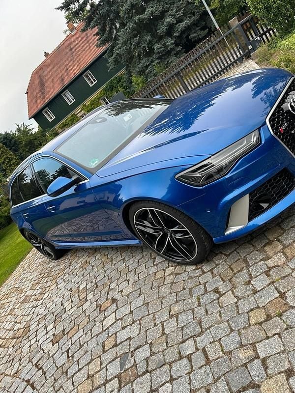 Blau Gebraucht 2017 Audi RS6 Performance Kombi | 69.499 € (Fairer Preis) - Bild 1/4