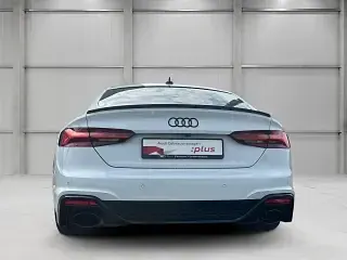 Gebraucht Audi RS5 Sportback Comfort 450 PS (330 kW) 2023 Gletscherweiß metallic Limousine