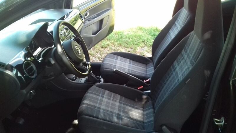 Schwarz Gebraucht 2017 VW up! Sound Kleinwagen | 7.250 € (Guter Preis) - Bild 1/4