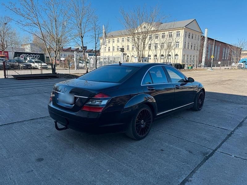 Gebraucht Mercedes S420 320 PS (235 kW) 2008 Blau Limousine