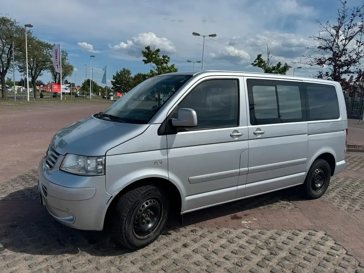 Gebraucht VW Multivan 174 PS (127 kW) 2007 Silber Van / Kleinbus