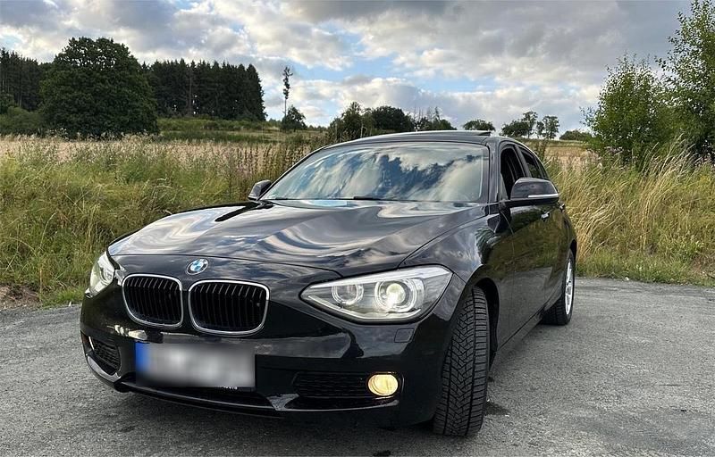 Schwarz Gebraucht 2012 BMW 116 Kleinwagen | 7.500 € (Fairer Preis) - Bild 1/4