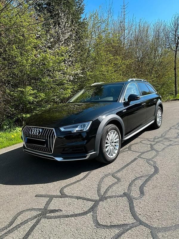 Schwarz Gebraucht 2017 Audi A4 Allroad Kombi | 16.000 € (Superpreis) - Bild 1/4