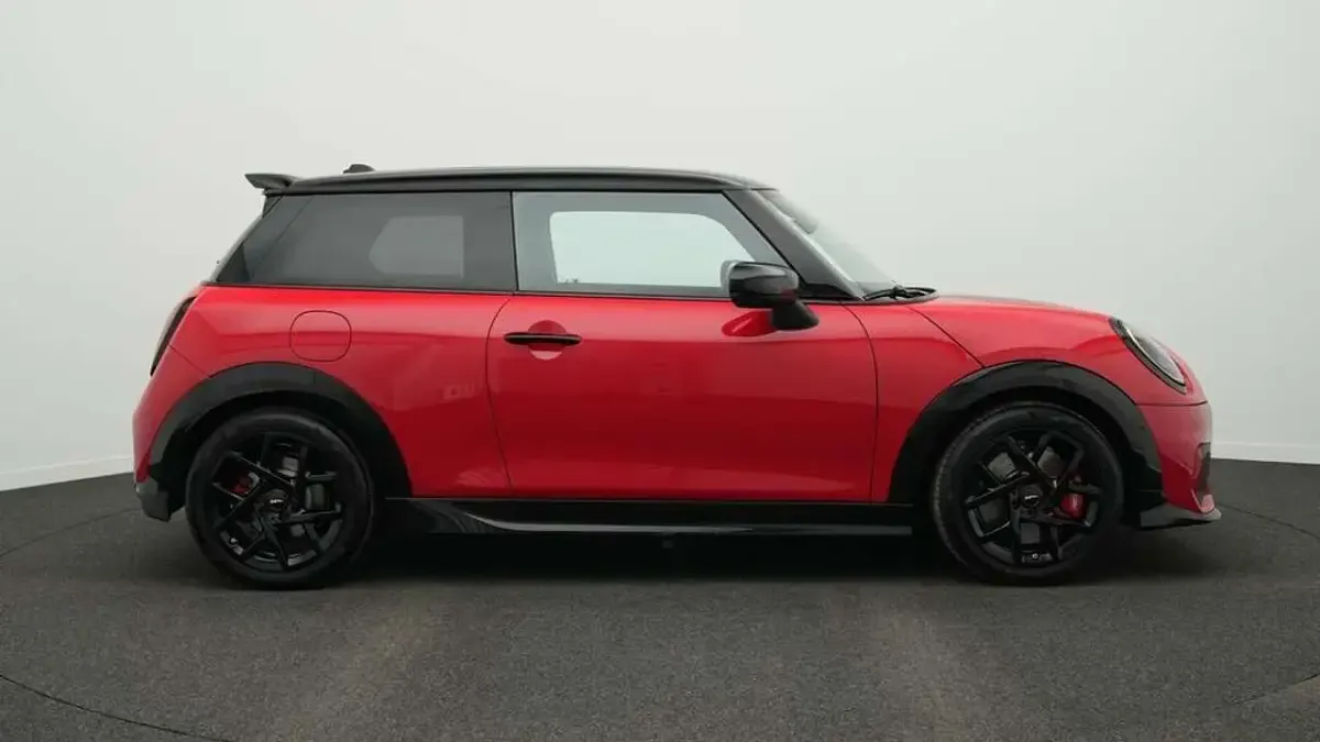 Gebraucht Mini John Cooper Works 231 PS (169 kW) 2025 Rot Kleinwagen