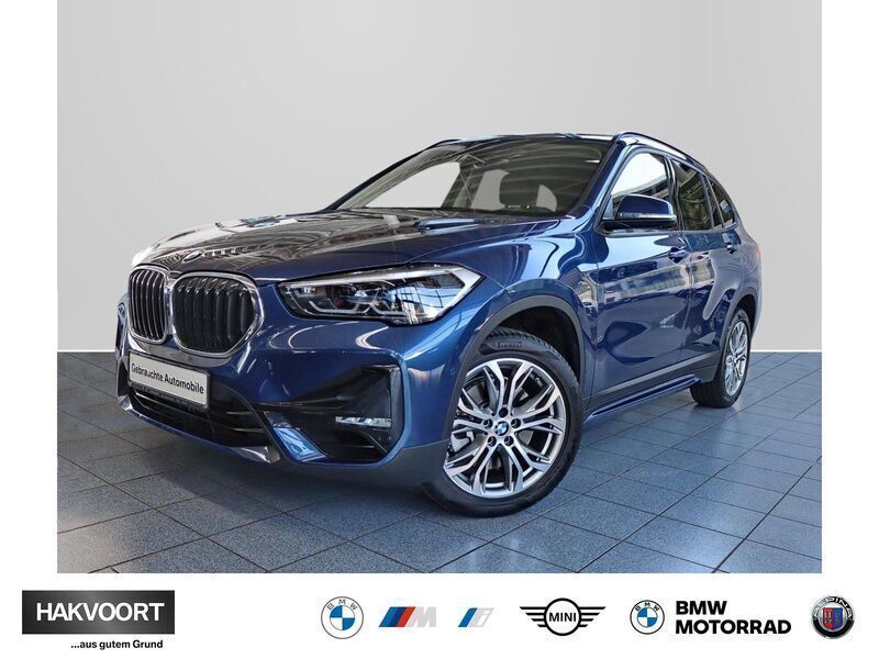 Phytonicblau Gebraucht 2021 BMW X1 Sport Line SUV | 29.680 € (Fairer Preis) - Bild 1/4