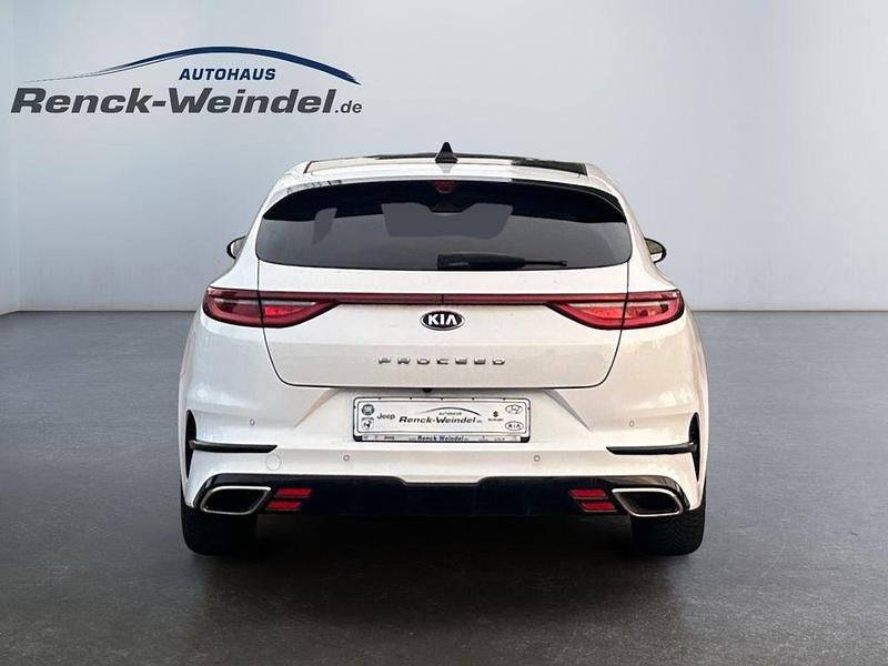 Gebraucht Kia ProCeed GT GT 204 PS (150 kW) 2020 Weiß Kleinwagen