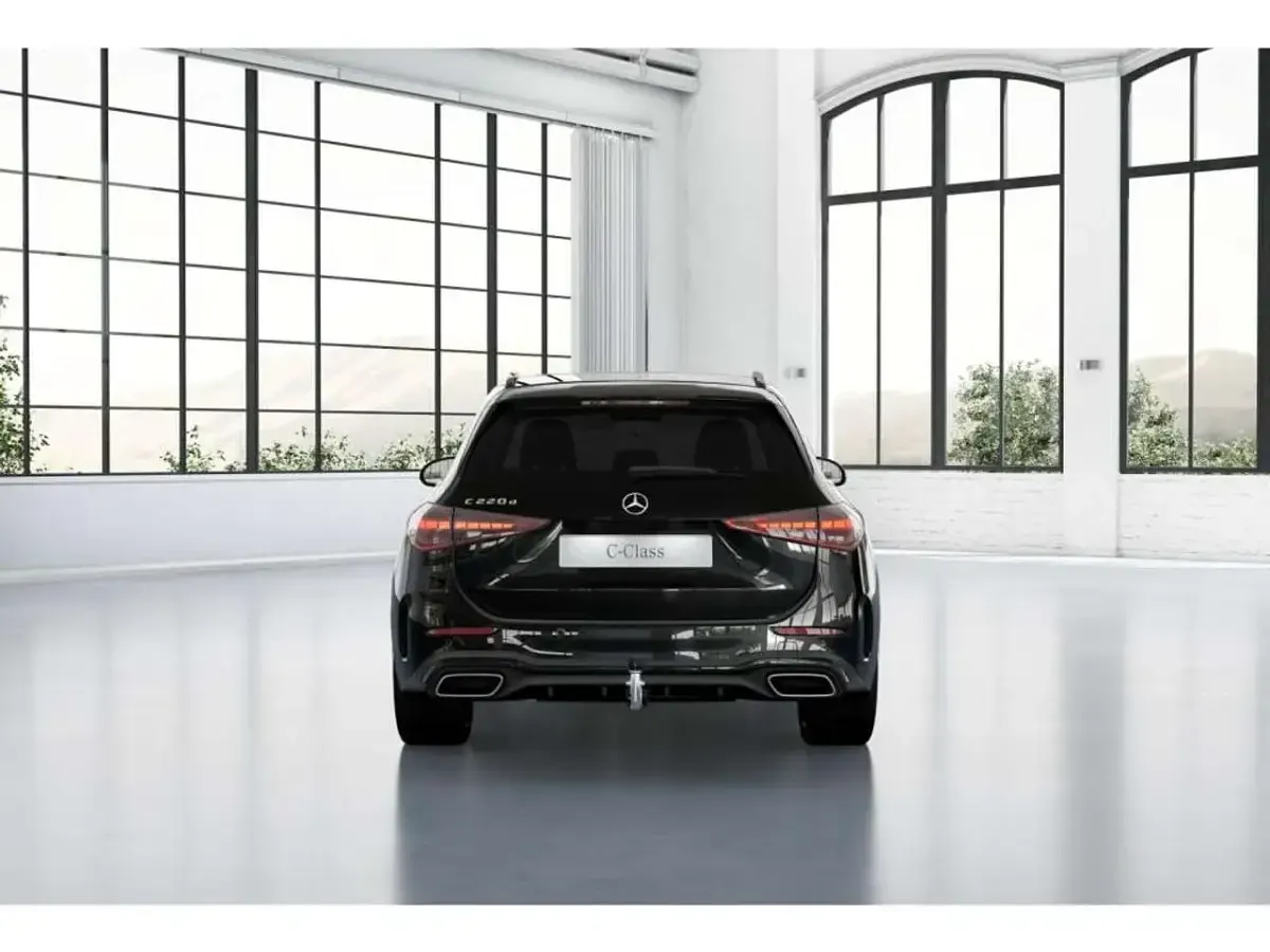 Gebraucht Mercedes C220 AMG 197 PS (144 kW) 2025 Schwarz Limousine