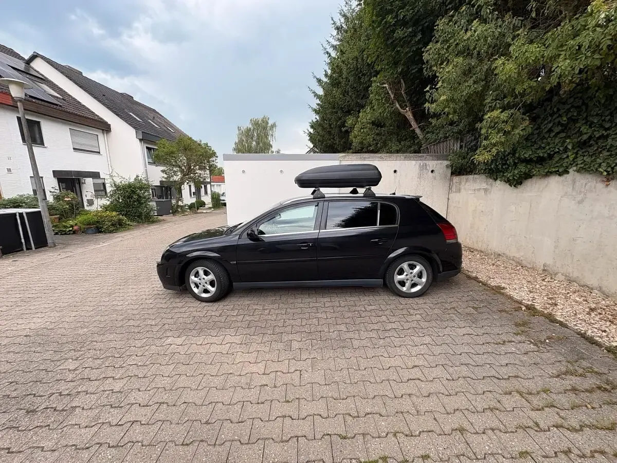 Gebraucht Opel Signum 150 PS (110 kW) 2004 Schwarz Kleinwagen