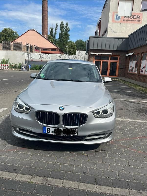 Silber Gebraucht 2010 BMW 535 Gran Turismo Limousine | 17.750 € (Teuer) - Bild 1/4