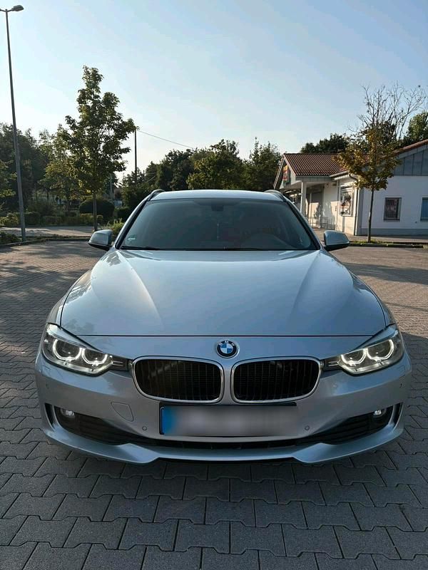 Silber Gebraucht 2013 BMW 316 Kombi | 8.900 € (Teuer) - Bild 1/4
