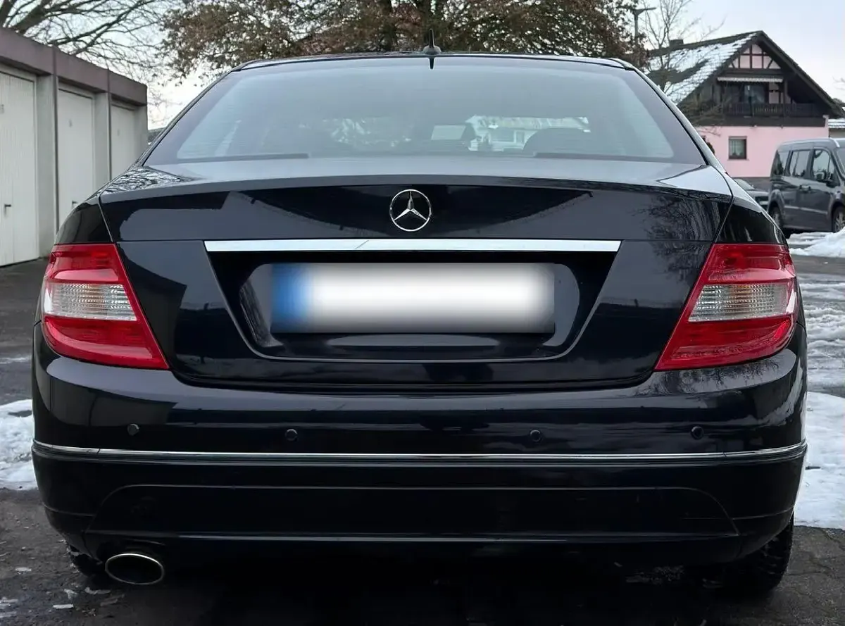 Gebraucht Mercedes C200 Elegance 184 PS (135 kW) 2007 Schwarz Limousine