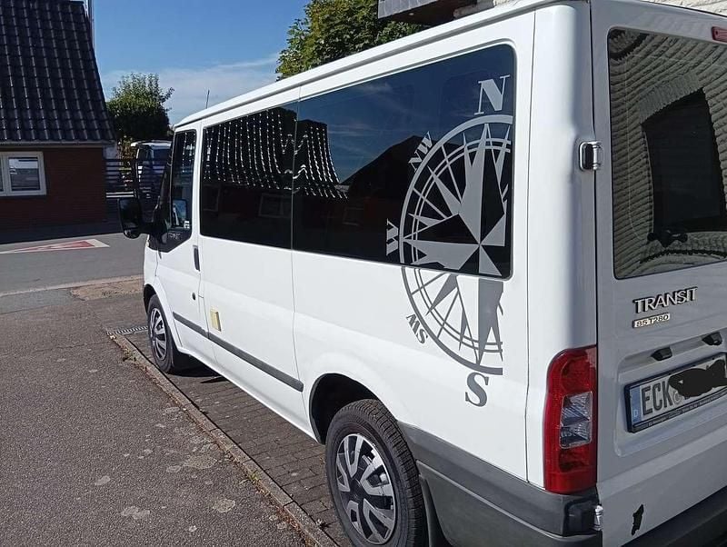 Weiß Gebraucht 2011 Ford Transit Tourneo Van / Kleinbus | 13.290 € - Bild 1/4