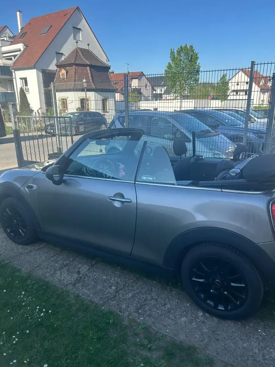 Gebraucht Mini One Cabriolet 102 PS (75 kW) 2019 Silber Cabrio