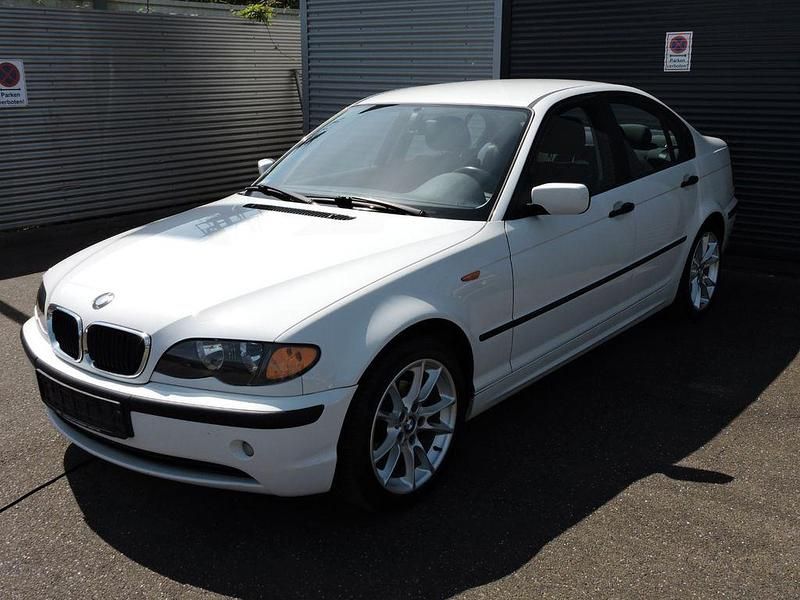 Gebraucht BMW 316 116 PS (85 kW) 2002 Weiß Limousine