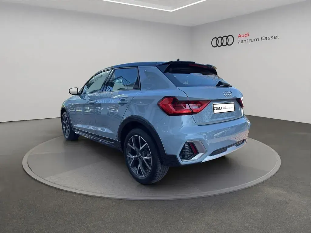 Gebraucht Audi A1 S-Line 116 PS (85 kW) 2026 Pfeilgrau perleffekt mythossch SUV