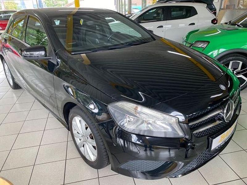 Gebraucht Mercedes A200 156 PS (114 kW) 2012 Schwarz Limousine
