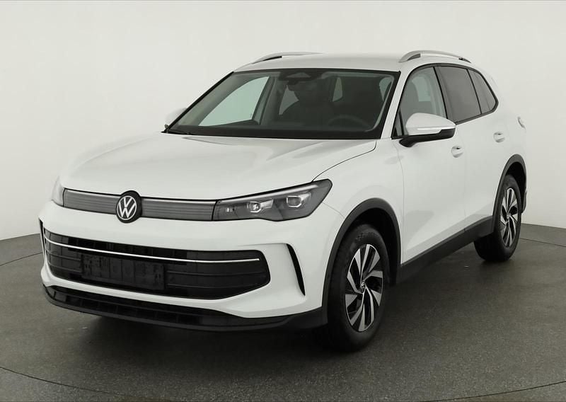 Pure white Neu 2025 VW Tiguan Life SUV | 40.445 € (Guter Preis) - Bild 1/4