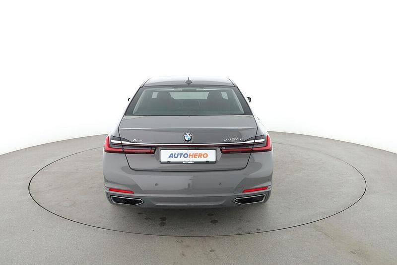 Gebraucht BMW 745e iPerformance 394 PS (289 kW) 2019 Grau Limousine