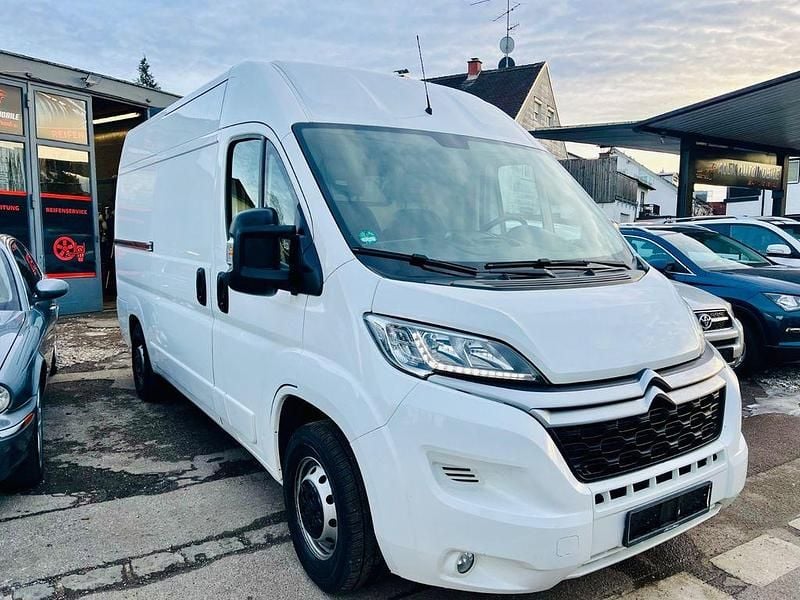 Weiß Gebraucht 2016 Citroën Jumper Van / Kleinbus | 9.900 € (Guter Preis) - Bild 1/4