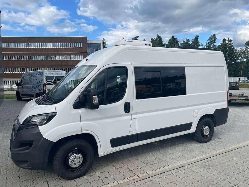 Weiß Gebraucht 2018 Peugeot Boxer Van | 39.500 € - Bild 1/4