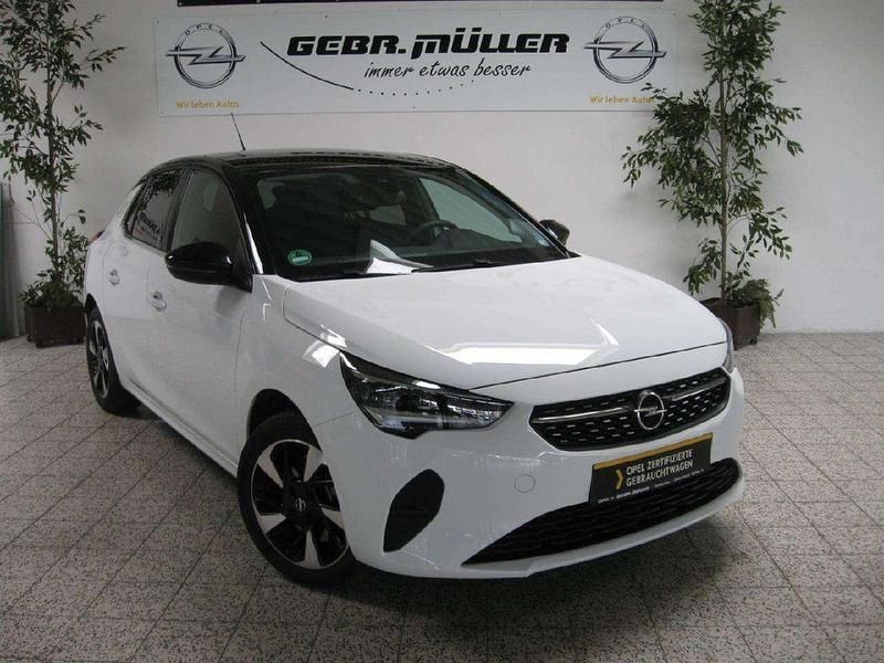 Jadeweiss Gebraucht 2023 Opel Corsa-e Elegance Kleinwagen | 24.900 € - Bild 1/4