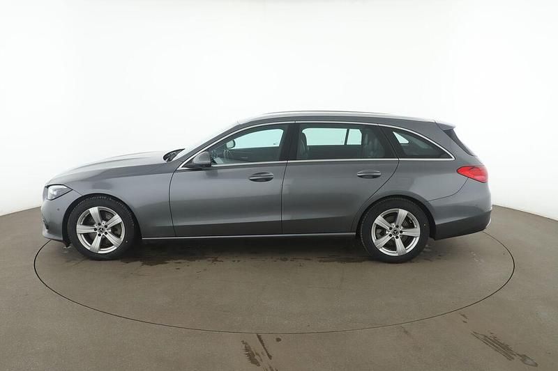 Gebraucht Mercedes C300 Avantgarde 265 PS (194 kW) 2022 Grau Kombi