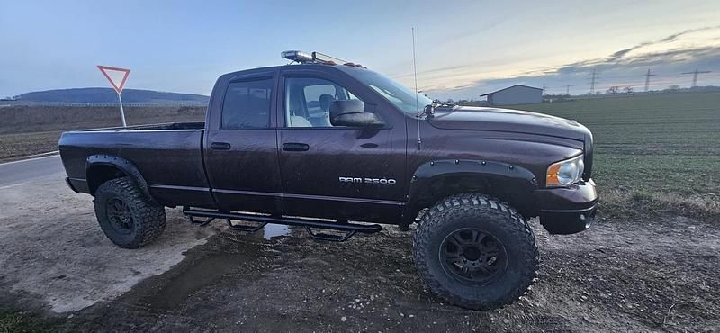 Gebraucht Dodge Ram 335 PS (246 kW) 2005 Violet Abholung