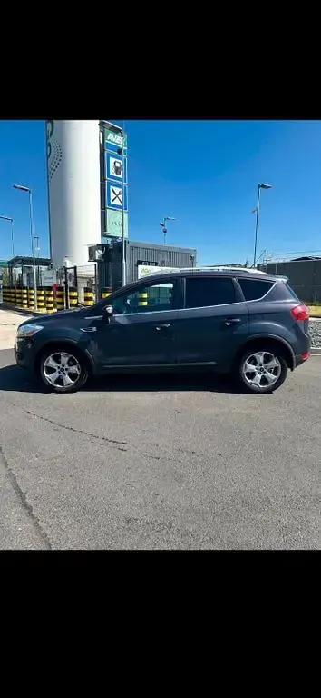Gebraucht Ford Kuga Trend 140 PS (102 kW) 2012 Blau SUV