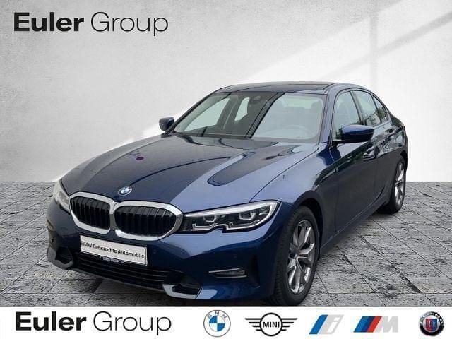 Blau Gebraucht 2020 BMW 320 Sport Line Limousine | 27.499 € (Guter Preis) - Bild 1/4