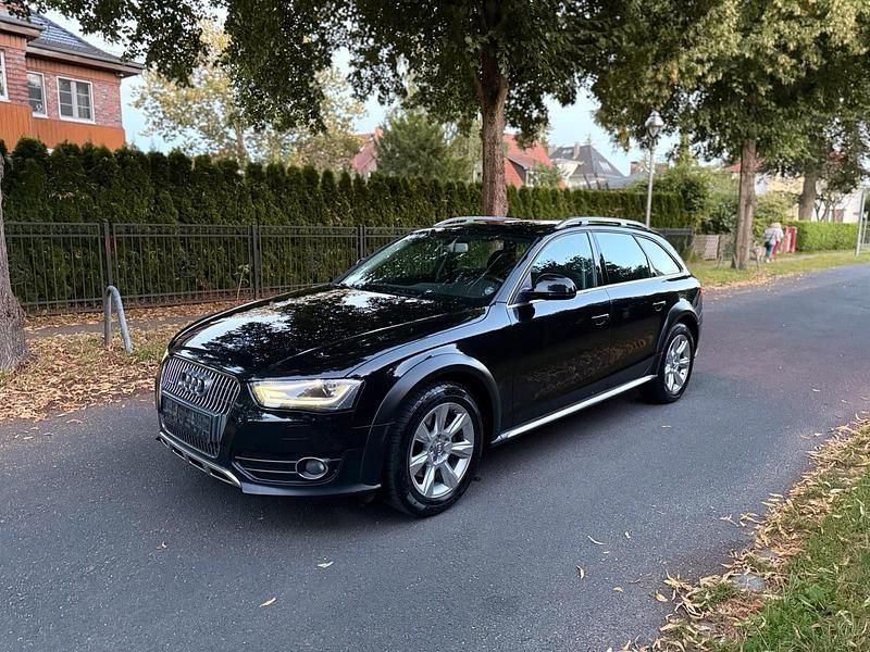 Schwarz Gebraucht 2015 Audi A4 Allroad Kombi | 14.800 € (Fairer Preis) - Bild 1/4