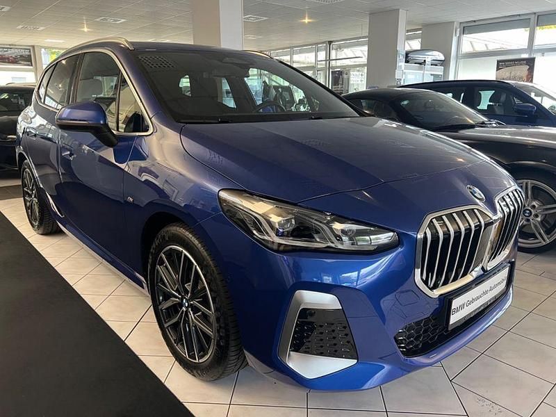 Gebraucht BMW 218 Active Tourer Performance 136 PS (100 kW) 2024 Blau Van / Kleinbus