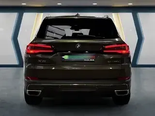 Gebraucht BMW X5 Sport Line 394 PS (289 kW) 2022 Manhattan metallic SUV