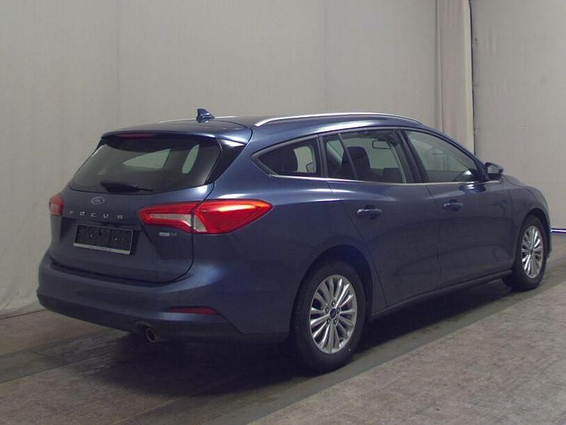 Gebraucht Ford Focus Titanium 125 PS (91 kW) 2021 Chroma blau metallic Kombi