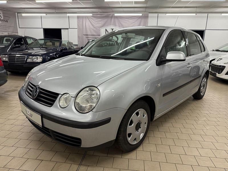 Gebraucht VW Polo 64 PS (47 kW) 2002 Grau Kleinwagen