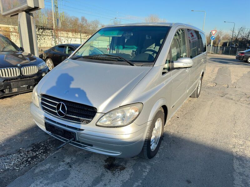 Gebraucht Mercedes Viano 150 PS (110 kW) 2003 Silber Van / Kleinbus